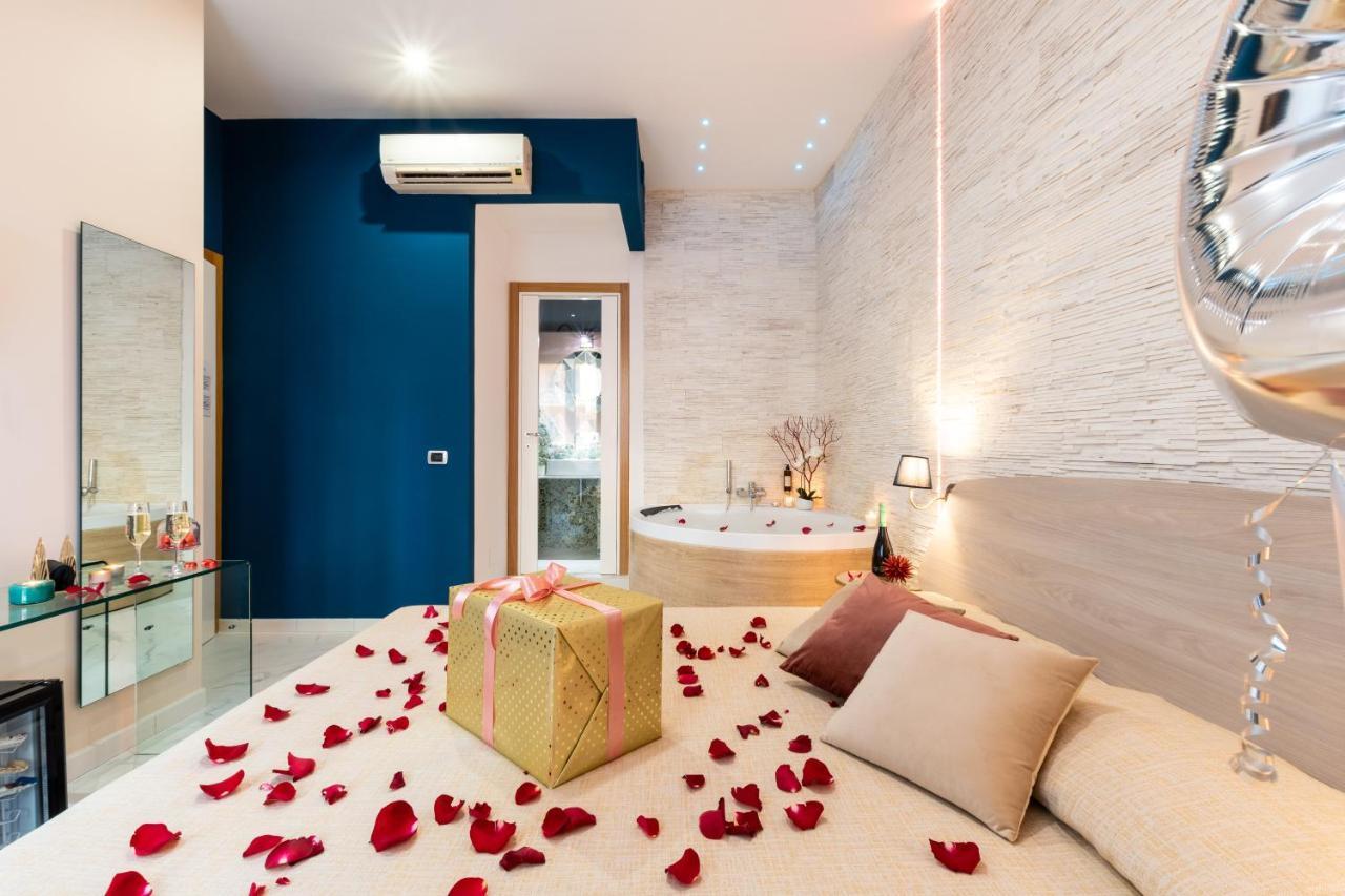 كالياري Lucenova Suite Guest-House المظهر الخارجي الصورة